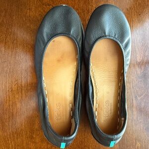 EUC black Tieks—size 8
